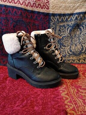 Indigo Rd. Lace-up Boots